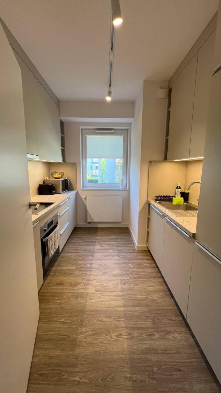 Chopin Airport Apartments Warsaw Ngoại thất bức ảnh