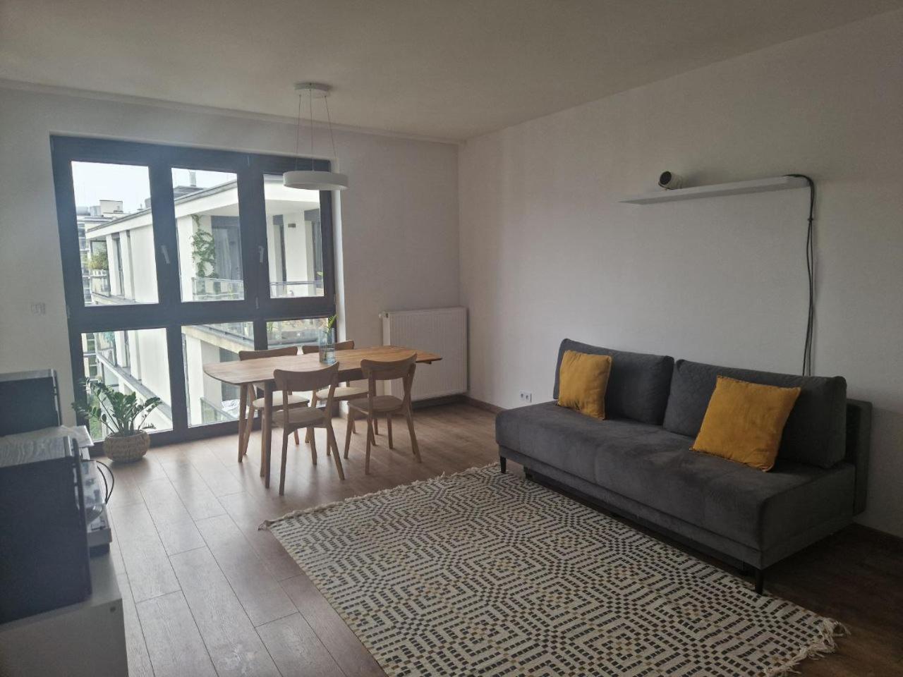 Chopin Airport Apartments Warsaw Ngoại thất bức ảnh